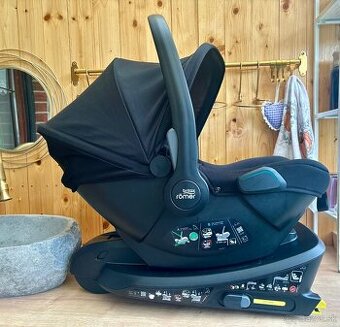 Vajíčko Britax s Isofixom