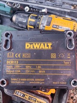 Aku vŕtačka Dewalt