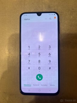 Mobily s poškodením