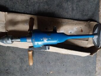 Ručná vrtačka vľad do15mm - 1