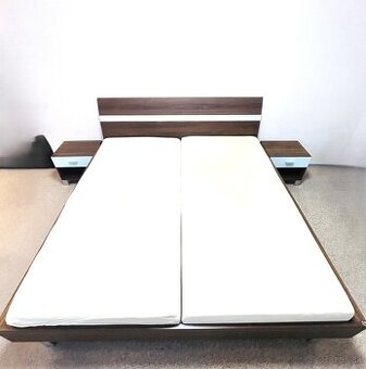 Manželská postel 180x200 + nočné stolíky + komoda - 1