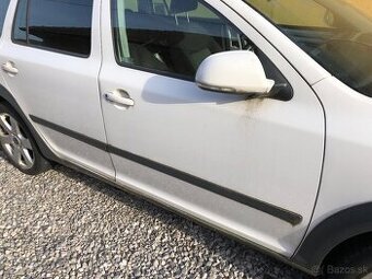 Dvere škoda octavia 2 kombi facelift biela