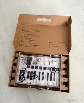Arturia MiniLab 3 MIDI Controller
