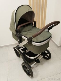 Kočík Joolz Day+ vrátane príslušenstva a 2 fusakov