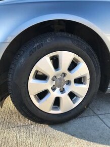 Original elektróny zn. AUDI r 16 so zimnými pneumatikami