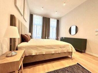 Prenájom priestranného 2-izbového bytu v absolútnom centre K