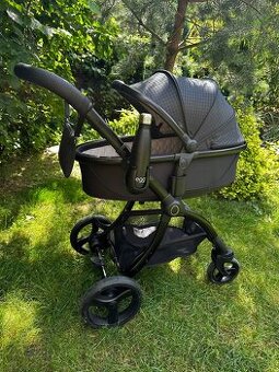 Krásny kočík EGG 2 skoro ako nový trojkombinacia