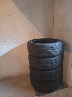 Predám pneumatiky letné Dunlop SP SPORT MAXX 050