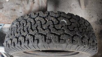 Predám pneumatiky cena 15€ kus