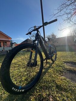 Elektrobicykel Crussis