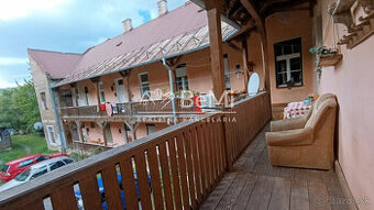 3-izbový byt s výmerou 90 m2 v obci Železnik za 22900,-Eu