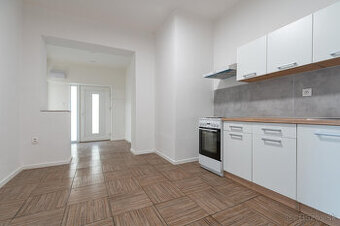 REZERVOVANÝ prenájom 2 izbový byt - Bratislava, Vrakuňa