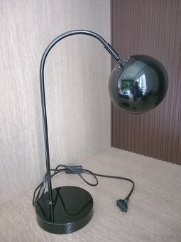 Stolová lampa v retro štýle