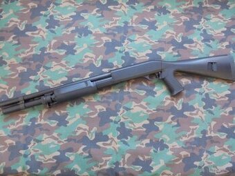 Tokyo Marui M3 Super 90 3 - ranová brokovnica.