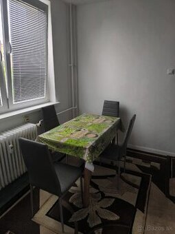 Prenájom 2 izbového bytu