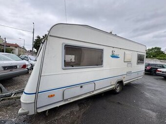 KARAVAN OBYTNÝ PRÍVES KNAUS