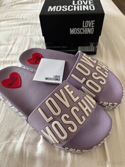 Šlapky Love Moschino