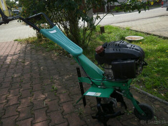 Benzínovy rotavator