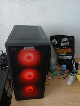 Bedna a Monitor - 1