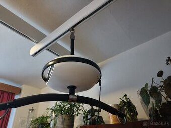 Stropný zdvihák na zdvíhanie imobilných osôb