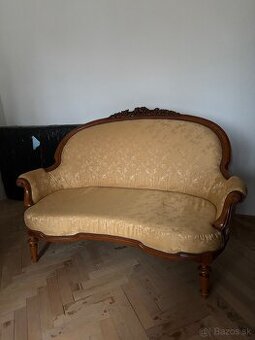 Starožitná sofa