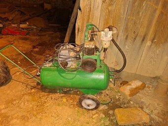 Predam dvoj  kompresor funkční