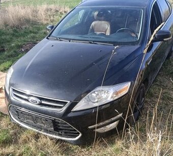 Denné svetlo ľavá strana Ford Mondeo mk4