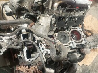 Rozpredám motor Mercedes, Chrysler, Jeep Om642