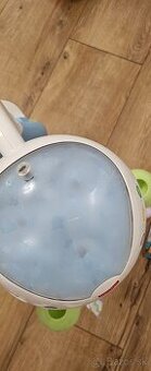 Kolotoč nad postieľku