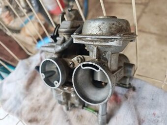 Yamaha XT 600 karburátor