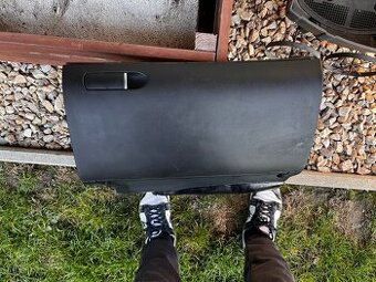 Audi a4 b6 - b7 kastlik spolujazdca