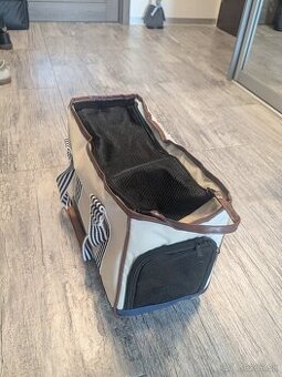 Prenoska pre malú mačku alebo malinkého psíka