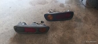 Zadné svetlá nissan Terrano 2