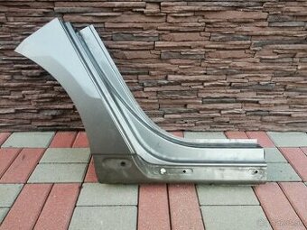 Pravý blatník/ prah Passat B7