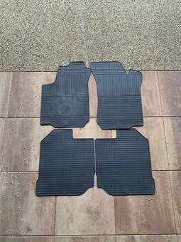 Gumené rohože koberčeky koberce Škoda SuperB II