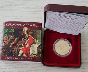 Zlatá zberateľská minca 100€ Korunovacia Karola III.2012
