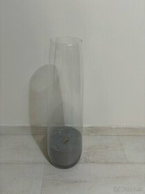 Vysoká sklenená vaza