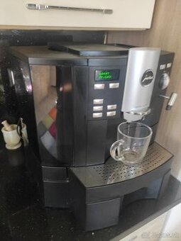 Jura impressa X90 kavovar plnoautomaticky