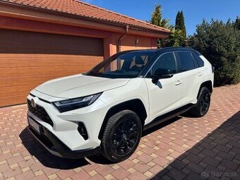 2022 Toyota RAW4 Selection