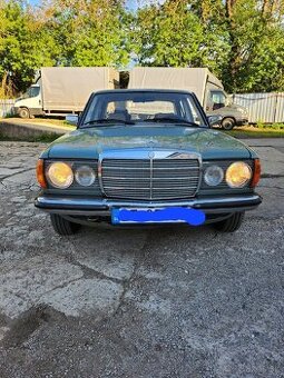 Mercedes w123 piano 240d