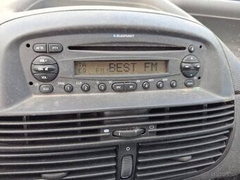 Fiat Punto autorádio