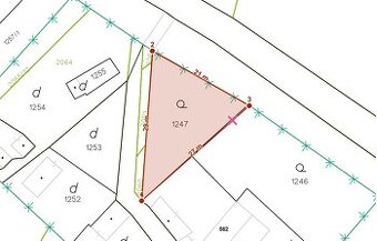 Stavebný pozemok na chatku pri potoku - 272m2