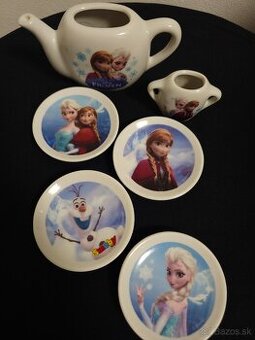 Frozen porcelánové kúsky detského čajového servisu