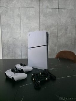 Playstation 5 Slim + 2x bezdrôtový ovládač DualSense
