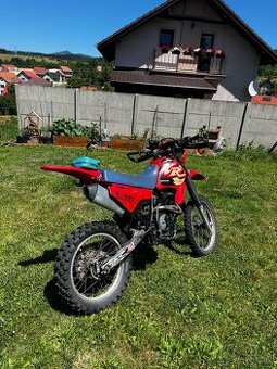 Honda xr 600 r
