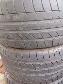 275/40 R20 letne Dunlop Sport maxx