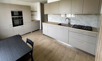 prenájom 3-izbový byt po komplet rekonštrukcii – Sekčov, PO