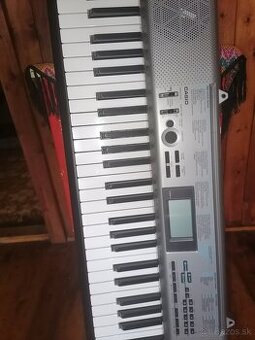 Predam casio ctk-1300 - 1