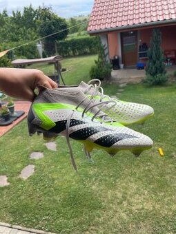 Kopačky Adidas Predator SG 10,5