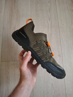 ✅ Barebarics Voyager